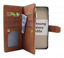 billigamobilskydd.se XL Standcase Luksuskotelo puhelimeen Samsung Galaxy A05s (SM-A057F/DS)