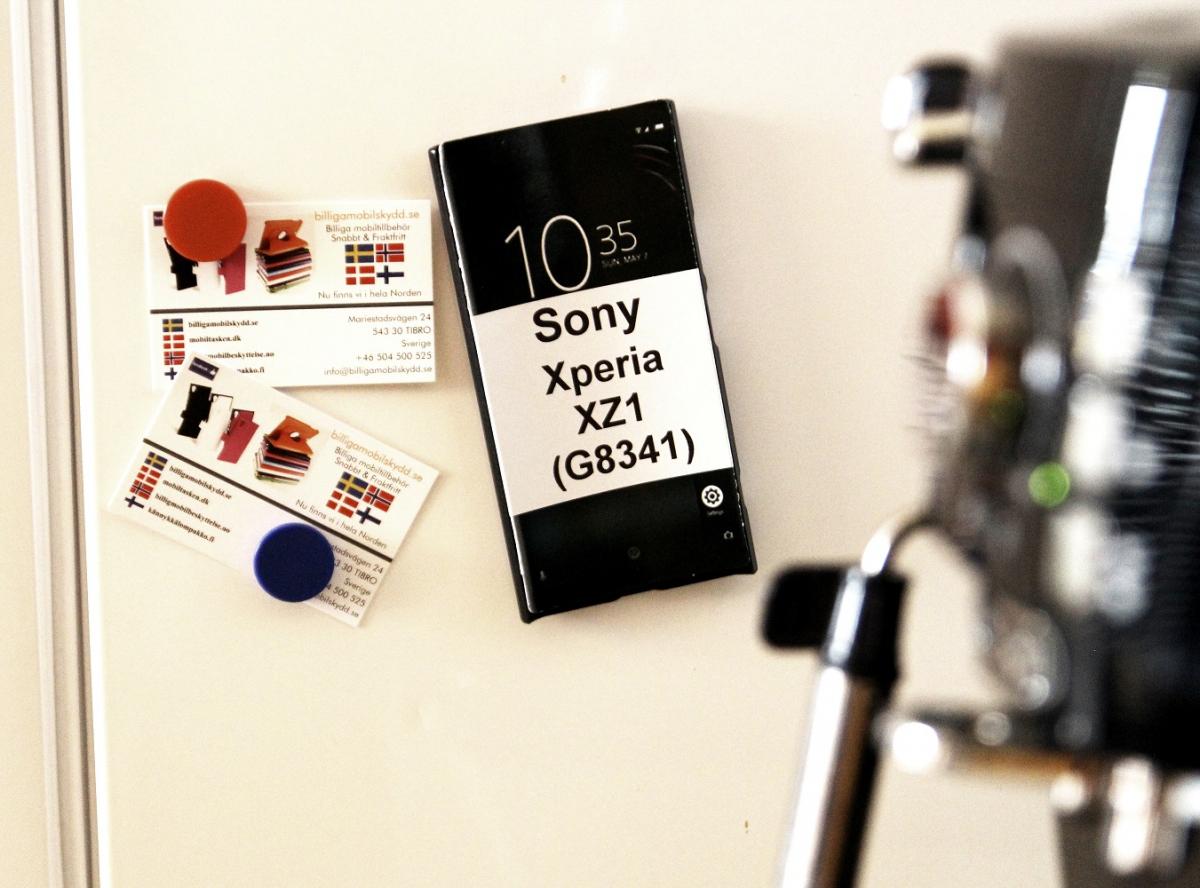 CoverIn Magneettikotelo Sony Xperia XZ1 (G8341)