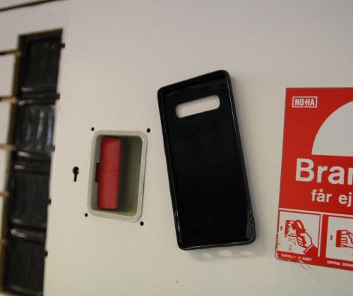 billigamobilskydd.se Crazy Horse XL Magnet Wallet Samsung Galaxy S10 Plus (G975F)