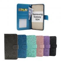 billigamobilskydd.se Flower Standcase Wallet Samsung Galaxy S24 5G (SM-S921B/DS)