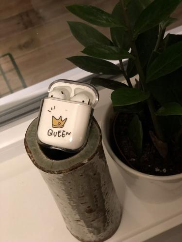 billigamobilskydd.se Designkotelo Apple AirPods -kuulokkeille