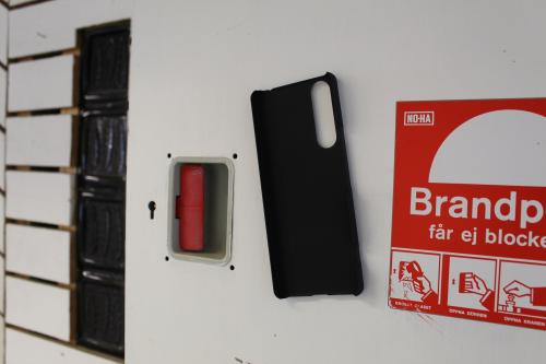 Coverin Skimblocker Magneettikotelo Sony Xperia 1 II (XQ-AT51)
