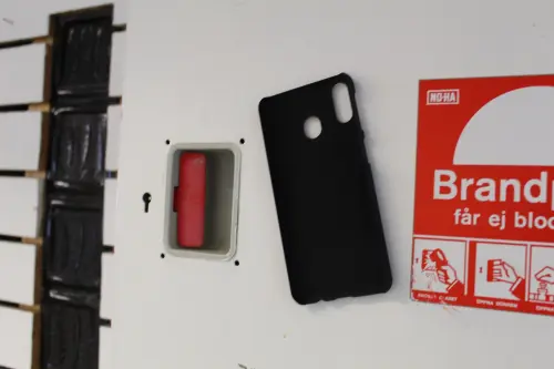 Coverin Skimblocker Design Magneettilompakko Samsung Galaxy M20 (M205F)